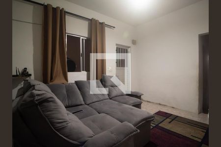 Casa à venda com 300m², 6 quartos e 3 vagas Casa à venda com 300m², 6 quartos e 3 vagassala casa 3