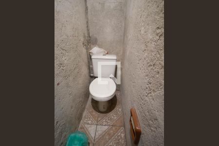 Casa à venda com 300m², 6 quartos e 3 vagas Casa à venda com 300m², 6 quartos e 3 vagasbanheiro piscina