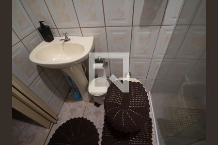 Casa à venda com 300m², 6 quartos e 3 vagas Casa à venda com 300m², 6 quartos e 3 vagasbanheiro casa 3