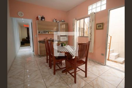 Casa à venda com 300m², 6 quartos e 3 vagas Casa à venda com 300m², 6 quartos e 3 vagascozinha casa 2