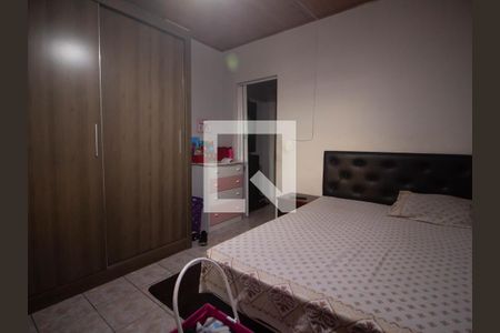 Casa à venda com 300m², 6 quartos e 3 vagas Casa à venda com 300m², 6 quartos e 3 vagasQuarto casa 3