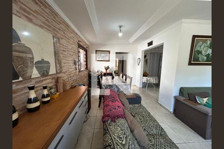 Sala de casa para alugar com 4 quartos, 90m² em Vila Rosália, Guarulhos