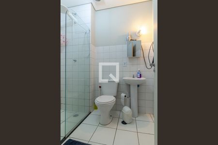 Banheiro de kitnet/studio à venda com 1 quarto, 27m² em República, São Paulo