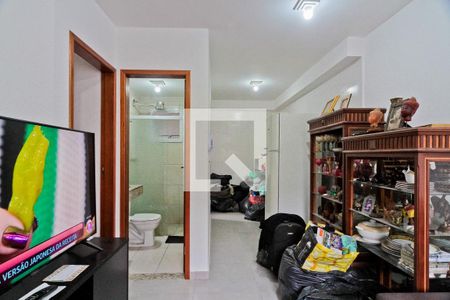 Sala de casa de condomínio à venda com 2 quartos, 45m² em Chora Menino, São Paulo