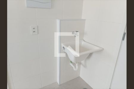 lavanderia/cozinha de apartamento para alugar com 1 quarto, 32m² em Vila Ema, São Paulo