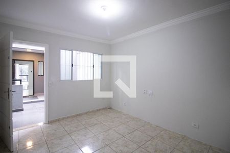 Sala de casa de condomínio para alugar com 2 quartos, 55m² em Jardim Oriental, São Paulo