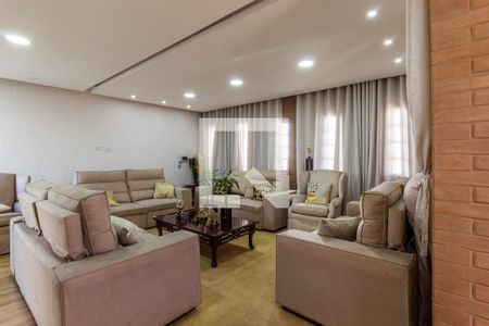 Sala de casa para alugar com 4 quartos, 750m² em Vila Galvão, Guarulhos