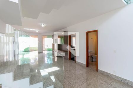 Sala de casa à venda com 3 quartos, 1000m² em Bandeirantes (pampulha), Belo Horizonte