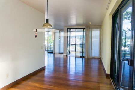 Sala de apartamento à venda com 4 quartos, 256m² em Urca, Rio de Janeiro