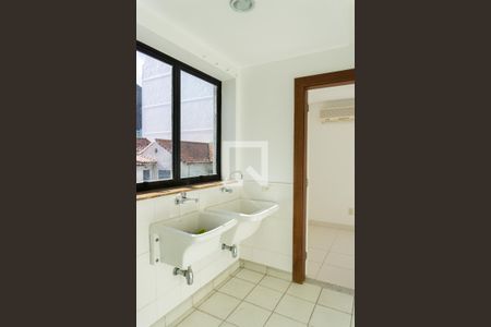 Apartamento à venda com 256m², 4 quartos e 4 vagas