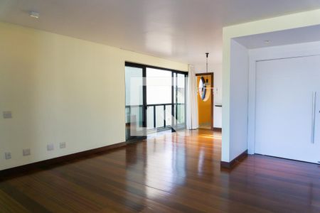 Sala de apartamento à venda com 4 quartos, 256m² em Urca, Rio de Janeiro