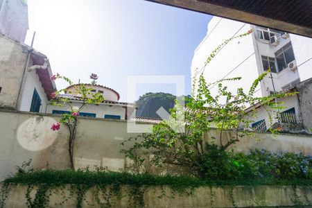 Apartamento à venda com 256m², 4 quartos e 4 vagas Apartamento à venda com 256m², 4 quartos e 4 vagasVista