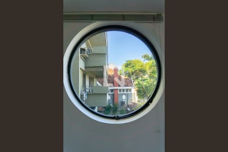 Apartamento à venda com 256m², 4 quartos e 4 vagas Apartamento à venda com 256m², 4 quartos e 4 vagasDetalhe