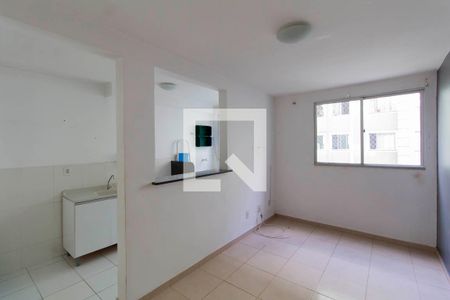 Sala  de apartamento para alugar com 2 quartos, 42m² em Jardim Santa Teresinha, São Paulo