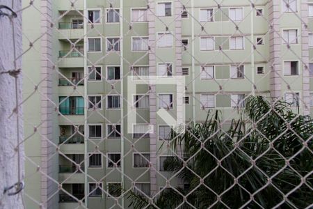 Vista Quarto 1 de apartamento para alugar com 2 quartos, 42m² em Jardim Santa Teresinha, São Paulo