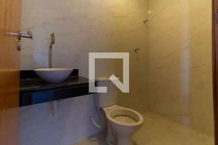 Banheiro de apartamento para alugar com 2 quartos, 58m² em Penha de França, São Paulo