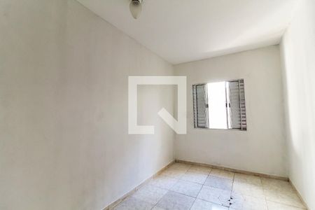 Quarto 2 de casa para alugar com 2 quartos, 85m² em Vila Canero, São Paulo