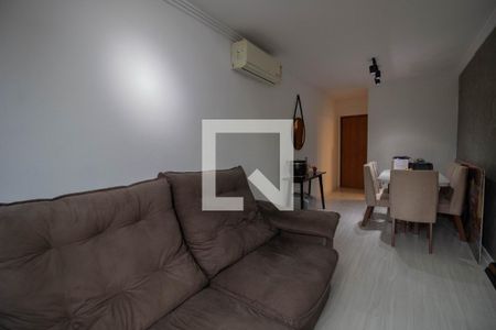 Sala de apartamento para alugar com 3 quartos, 63m² em Pechincha, Rio de Janeiro