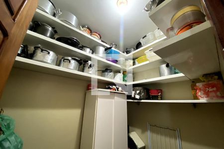 Apartamento para alugar com 250m², 3 quartos e 3 vagas Apartamento para alugar com 250m², 3 quartos e 3 vagasQuarto de Serviço