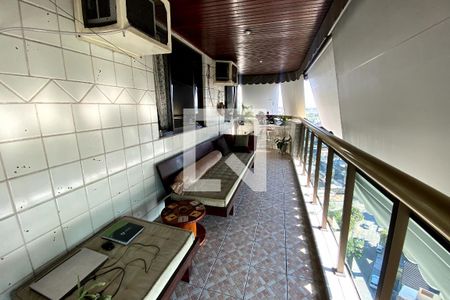 Varanda de apartamento para alugar com 3 quartos, 250m² em Jardim Vinte E Cinco de Agosto, Duque de Caxias