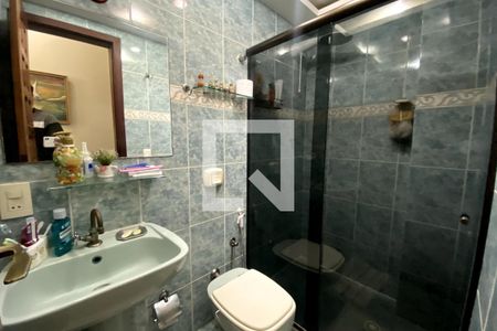 Apartamento para alugar com 250m², 3 quartos e 3 vagas Apartamento para alugar com 250m², 3 quartos e 3 vagasBanheiro