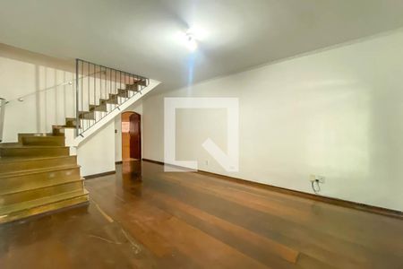 Sala de casa para alugar com 3 quartos, 220m² em Vila Dayse, São Bernardo do Campo