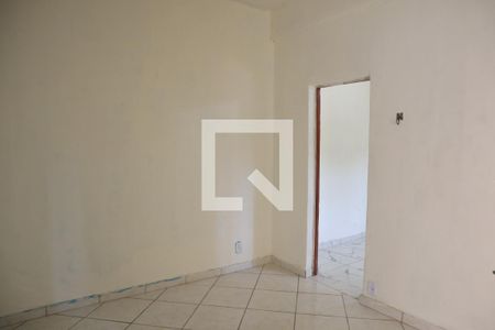 Sala de casa de condomínio para alugar com 1 quarto, 40m² em Irajá, Rio de Janeiro