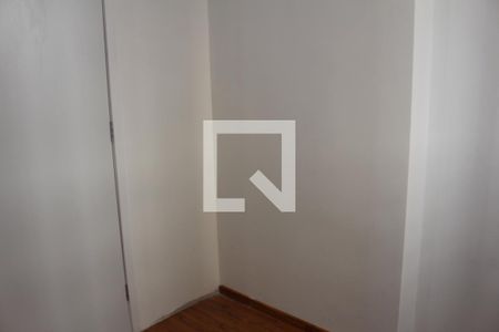 Quarto 1 de apartamento para alugar com 2 quartos, 40m² em Vila Ema, São Paulo