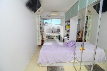 Quarto de apartamento para alugar com 2 quartos, 78m² em Botafogo, Rio de Janeiro