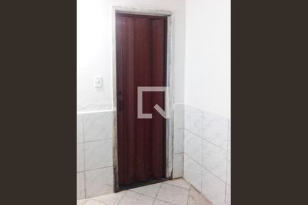 Quarto de apartamento para alugar com 1 quarto, 55m² em Pituaçu, Salvador