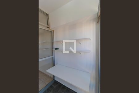 Sacada da Salas de apartamento para alugar com 1 quarto, 60m² em Vila Itapura, Campinas