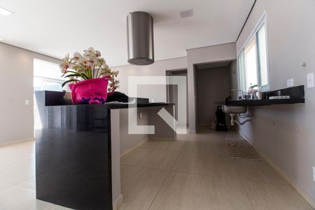 Casa de condomínio à venda com 280m², 3 quartos e 2 vagas Casa de condomínio à venda com 280m², 3 quartos e 2 vagasCozinha