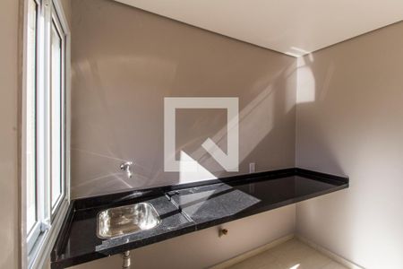 Casa de condomínio à venda com 280m², 3 quartos e 2 vagas Casa de condomínio à venda com 280m², 3 quartos e 2 vagasÁrea de Serviço