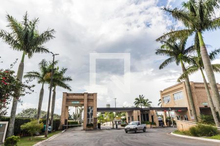Casa de condomínio à venda com 280m², 3 quartos e 2 vagas Casa de condomínio à venda com 280m², 3 quartos e 2 vagasVista da Rua