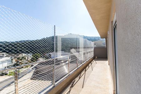 Casa de condomínio à venda com 280m², 3 quartos e 2 vagas Casa de condomínio à venda com 280m², 3 quartos e 2 vagasVaranda