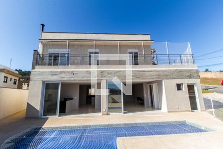 Casa de condomínio à venda com 280m², 3 quartos e 2 vagas Casa de condomínio à venda com 280m², 3 quartos e 2 vagasPiscina