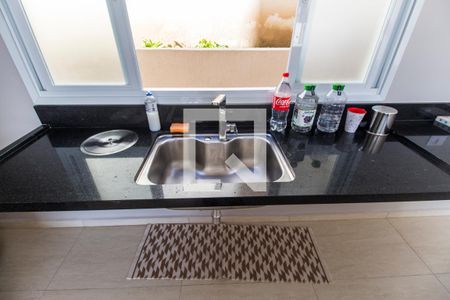 Casa de condomínio à venda com 280m², 3 quartos e 2 vagas Casa de condomínio à venda com 280m², 3 quartos e 2 vagasDetalhe da cozinha