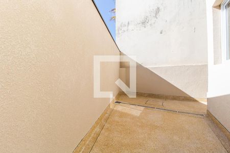 Casa de condomínio à venda com 280m², 3 quartos e 2 vagas Casa de condomínio à venda com 280m², 3 quartos e 2 vagasQuintal