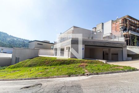 Casa de condomínio à venda com 280m², 3 quartos e 2 vagas Casa de condomínio à venda com 280m², 3 quartos e 2 vagasVista da Rua