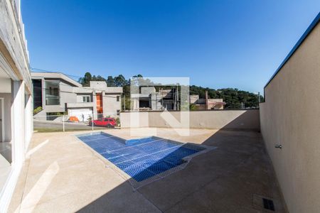 Casa de condomínio à venda com 280m², 3 quartos e 2 vagas Casa de condomínio à venda com 280m², 3 quartos e 2 vagasPiscina