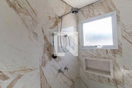 Casa de condomínio à venda com 280m², 3 quartos e 2 vagas Casa de condomínio à venda com 280m², 3 quartos e 2 vagasBanheiro da Suíte master