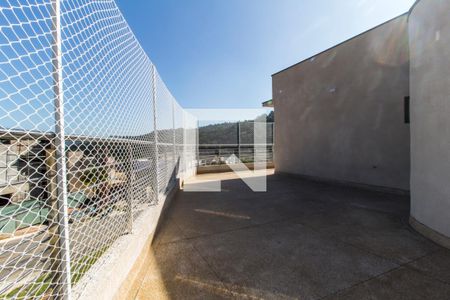 Casa de condomínio à venda com 280m², 3 quartos e 2 vagas Casa de condomínio à venda com 280m², 3 quartos e 2 vagasVaranda