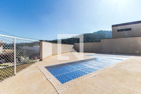 Casa de condomínio à venda com 280m², 3 quartos e 2 vagas Casa de condomínio à venda com 280m², 3 quartos e 2 vagasPiscina