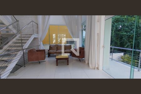 Sala 3 de casa de condomínio para alugar com 5 quartos, 400m² em Alphaville I, Salvador