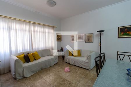 Casa à venda com 0m², 2 quartos e 2 vagasSala