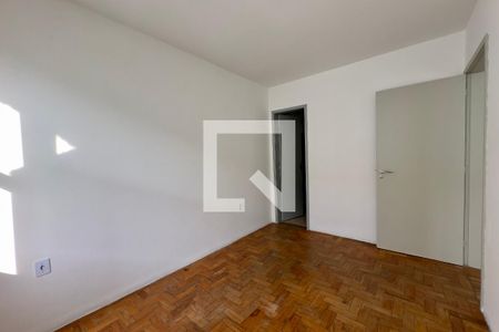 Quarto de apartamento à venda com 1 quarto, 35m² em Cavalhada, Porto Alegre