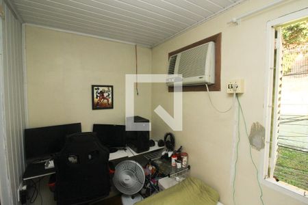 Quarto 2 de casa de condomínio para alugar com 2 quartos, 40m² em São José, Porto Alegre