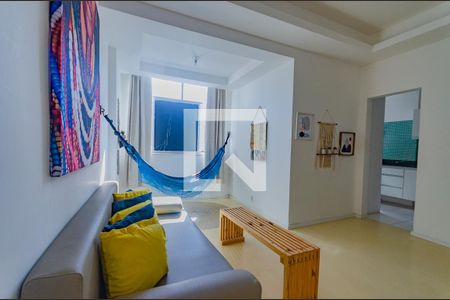 Sala de apartamento para alugar com 2 quartos, 76m² em Barra, Salvador