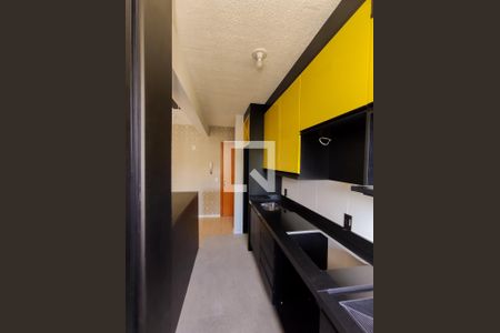 Apartamento para alugar com 70m², 2 quartos e 1 vaga Apartamento para alugar com 70m², 2 quartos e 1 vagaCozinha e Área de Serviço