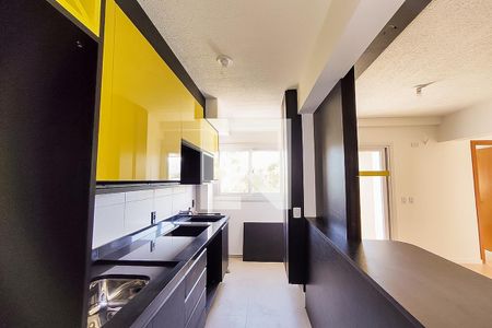 Apartamento para alugar com 70m², 2 quartos e 1 vaga Apartamento para alugar com 70m², 2 quartos e 1 vagaCozinha e Área de Serviço